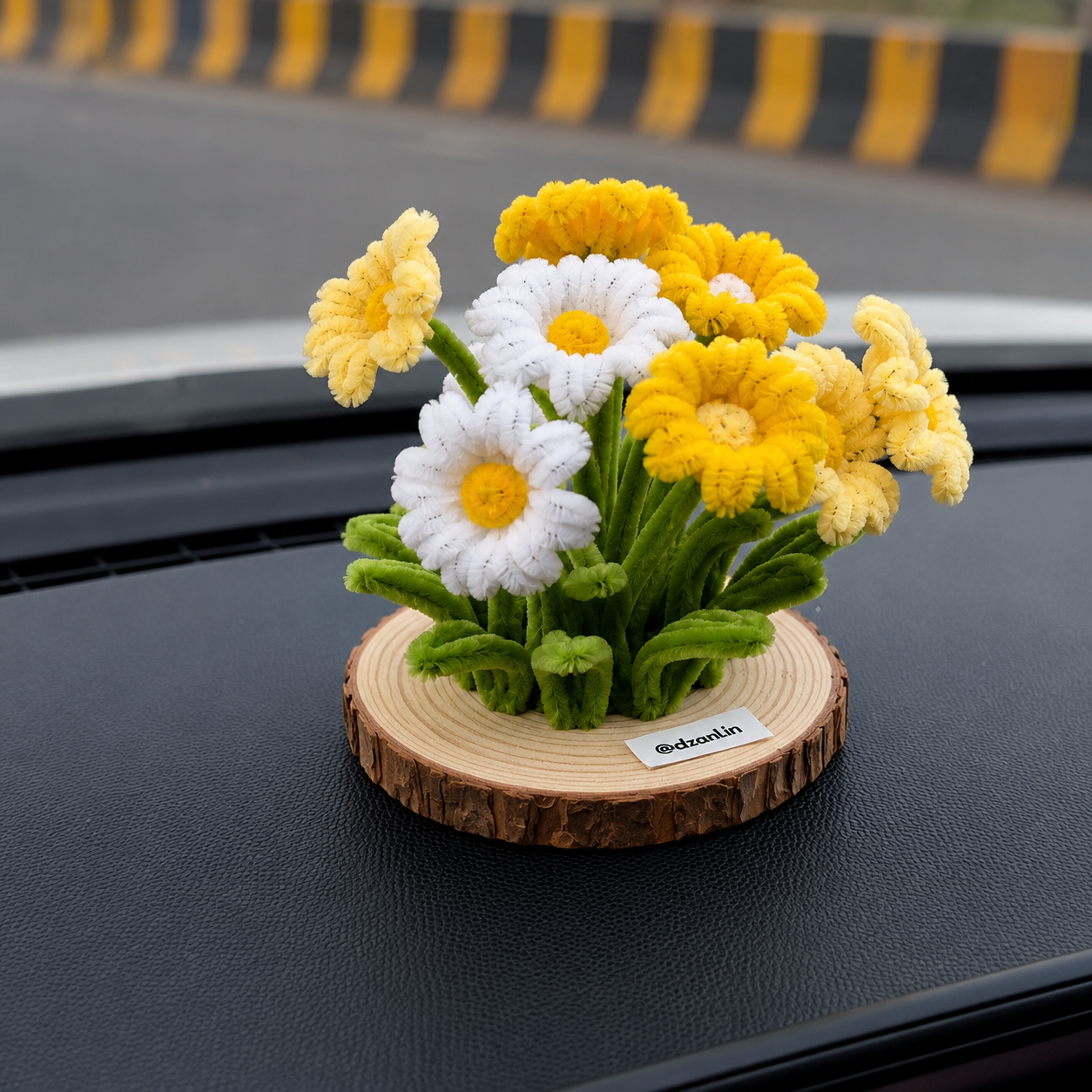 Handmade Crochet Daisy Bouquet | Dancing Daisies Gift Piece
